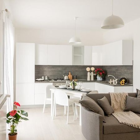 Fco Secrets Luxury Apartment Fiumicino Zewnętrze zdjęcie