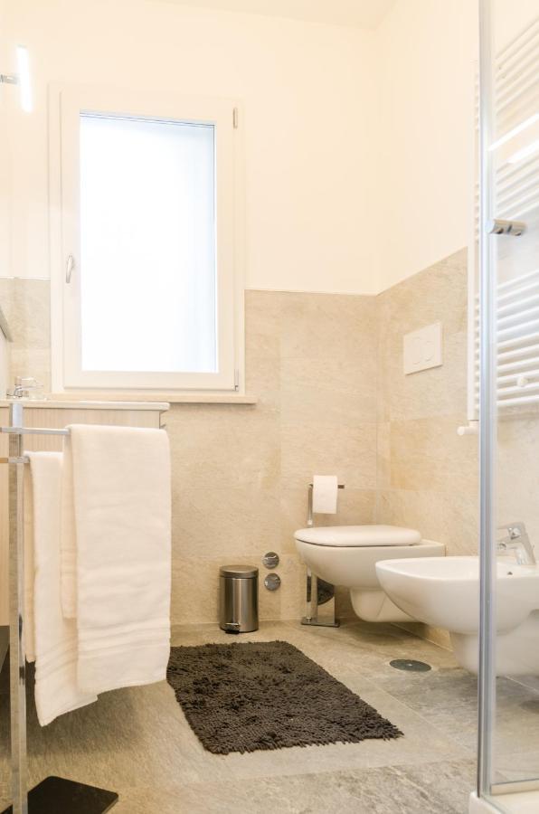 Fco Secrets Luxury Apartment Fiumicino Zewnętrze zdjęcie