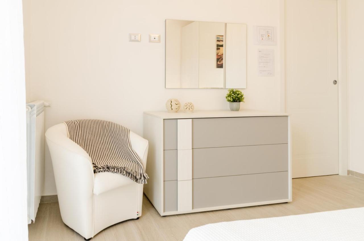 Fco Secrets Luxury Apartment Fiumicino Zewnętrze zdjęcie