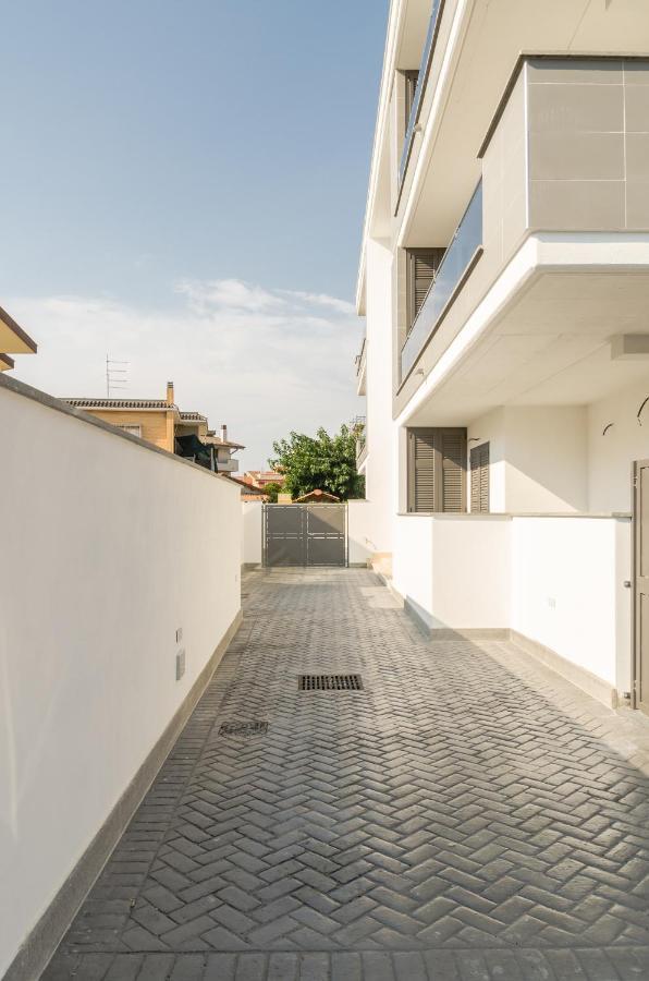 Fco Secrets Luxury Apartment Fiumicino Zewnętrze zdjęcie